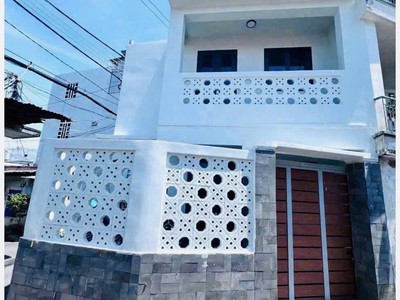 Bán căn góc 2 tầng hẻm hương điền phước hải 2ty5 0