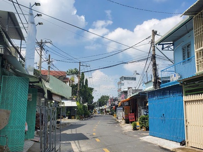 Cần bán mặt tiền kinh doanh đường 385, lê văn việt, giá 3,x tỷ 1