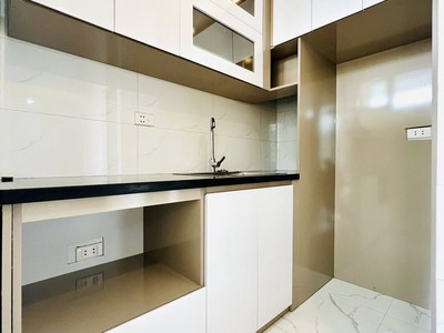Bán căn tập thể nam đồng - hồ đắc di - 60m2, full nội thất đẹp, ô tô đỗ chân cầu thang 2