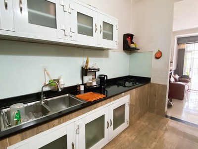 Bán nhà mặt phố linh đông, thủ đức, 95m , 2 tầng, sổ hồng. giá 5,6 tỷ 2