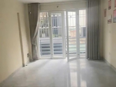 Cho thuê nhà phố lĩnh nam, 5 tầng x 30m2, 3 ngủ, 10 triệu ở nhóm 6 người, gia đình... 3