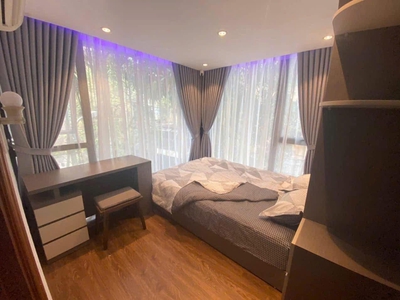 Cho thuê tập thể tầng 3 thái thịnh, 100m2, 3 ngủ, 11 triệu kd online, ở hộ gia đình 3