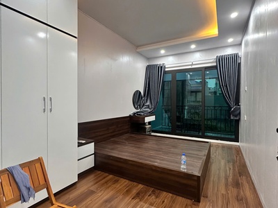 Bán nhà tập thể thanh xuân - khương trung    70m   - sổ đỏ cc -giá chỉ 2.9 tỷ lh 0975124520 4