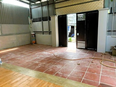 Bán chdv 2 tầng đường 10 linh xuân, ngang gần 8m, thu nhập 30tr/th 0