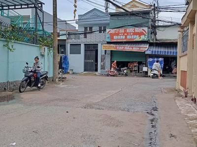 Bán nhà hồng sến 75m2  long thạnh mỹ   giá 4.9tỷ 1