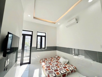 Bán nhà mới 100 đường mã lò   64m2 , 3 tầng   hẻm xe tải thông .  -giá 5 tỷ 3 0