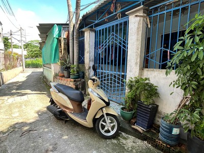 Nhà cấp 4 100m  2pn hẻm ô tô kế vinhomes nguyễn xiển   3.25 tỷ 2