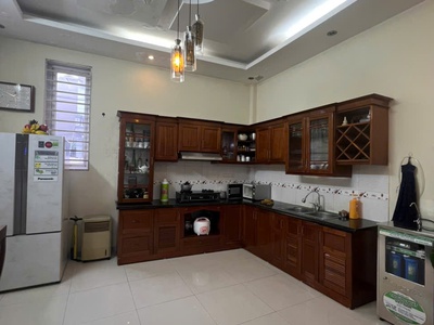 Giá mềm hơn bún - dt 63m2 chỉ 7,35 tỷ  - nhà phố long biên dân xây chắc chắn 3