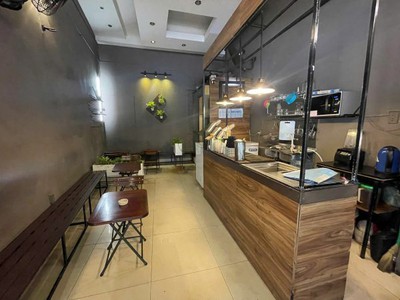 Bình thạnh    nhanh còn   quán cafe góc 2 mt đẹp lắm   dtsd 6m x 14m , lề đường góc rộng, 2