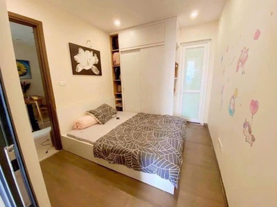 Chính chủ cần bán nhanh căn 2 phòng ngủ cuối cùng 45m , tầng trung view nội khu, mới nhất và rẻ 2