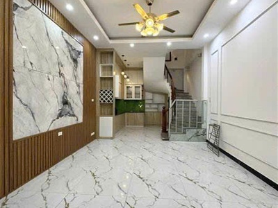 Bán căn nhà bạch mai 38m 5 tầng 4 phòng giá 7.63 tỷ sổ đỏ full nội thất 0