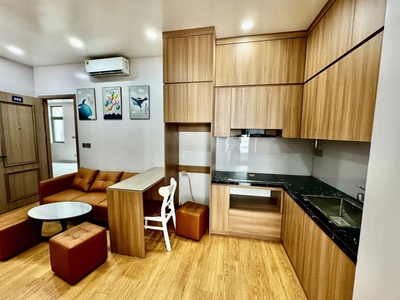 Cho thuê căn hộ 2 phòng ngủ mới tinh giá chỉ 10tr tại Vinhomes Marina 1