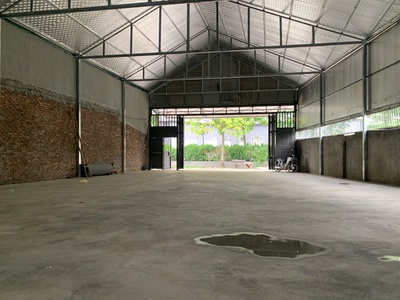 Chính chủ cần chho thuê kho xưởng 301m2 0