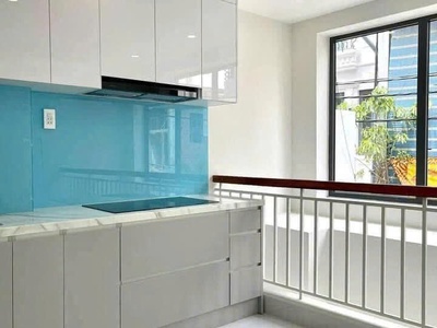 Nhà mới 5 tầng q10   hxh   giá chỉ 5 tỷ 4 . lh:0988954579. 4