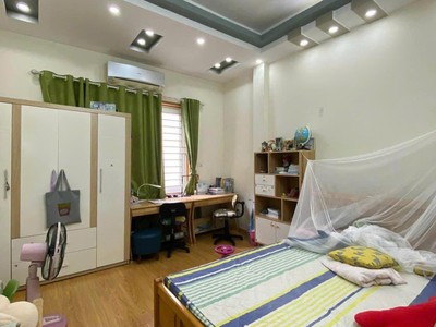 Cơ hội đầu tư sinh lời khủng: nhà 5 tầng, 6 ngủ cạnh hồ tây - ngõ 29 võng thị 3