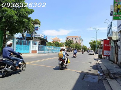 Đất ở  mặt tiền lê lợi hóc môn 543m2 ngang khủng 10m 2