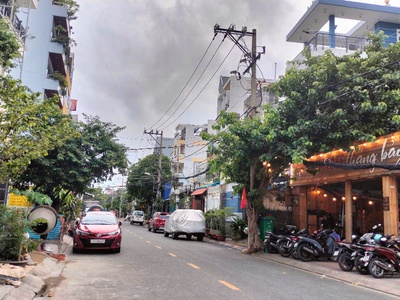 Gấp bán mặt tiền đô đốc long tân phú ngay nhà thờ tân hương 100m2-5 tầng 12 ty 0