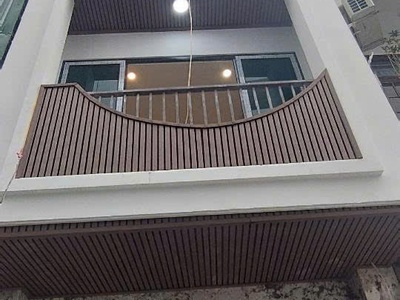 Vip nguyễn văn huyên cầu giấy gần phố oto thang máy nhỉnh 18ty 45m x7t. 0