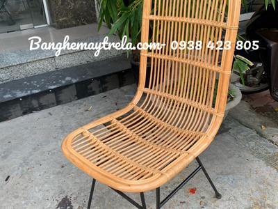 Ghế mây tự nhiên kết hợp chân sắt 1