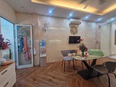 MP Bùi Xương Trạch Lô góc, Sau lưng là hồ, 63m , 4T,MT4m 21.8 tỷ. LH Khánh 4
