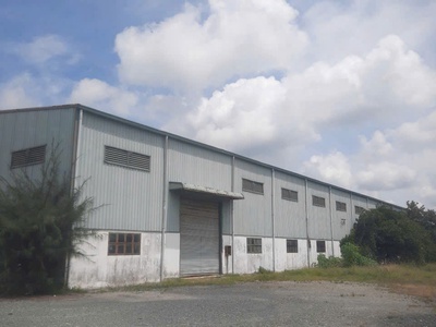 Nhà xưởng xã Bình Thạnh, Thủ Thừa tổng dt 12729m2 full skc giá 97 tỷ 8