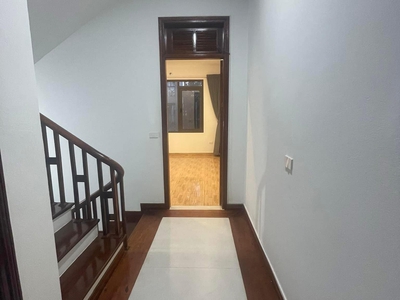 Mặt ngõ thông bàn cờ ô tô tránh-Ngọc Lâm Long Biên-48M 5T 14TỶ-kinh doanh cho thuê 2