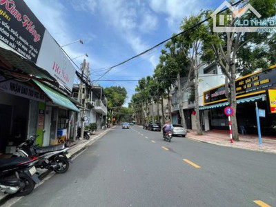 Bán nhà đẹp 3 tầng trung tâm mặt tiền kinh doanh NGÔ ĐỨC KẾ, 5X17 GIÁ 13 TỶ 2