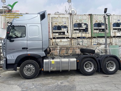 Xe đầu kéo Howo Sitrak T7H 430hp máy Weichai 2025 2