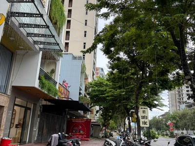 Trung tâm cẩm lệ, nhà 3 tầng lê kim lăng, đường 7,5m lề 9m, gần trung tâm hành chính quận và lê 0