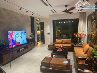 Bán gấp nhà cầu giấy, phân lô, ôtô vào nhà, vỉa hè kinh doanh, 55m2 giá 15 tỷ 3