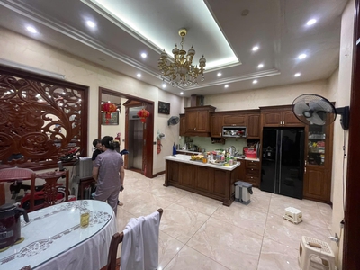 Bán nhà mặt phố thái hà, 133m2, 6 tầng thang máy, 61.5 tỷ, vỉa hè rộng, ô tô tránh, kinh doanh đỉnh 2