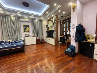 Bán nhà mặt phố thái hà, 133m2, 6 tầng thang máy, 61.5 tỷ, vỉa hè rộng, ô tô tránh, kinh doanh đỉnh 3