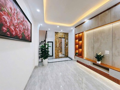 Bán nhà trương định 5 tầng thang máy mới kính koong 42m nhỉnh 8 tỷ 1