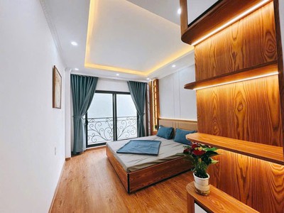 Bán nhà trương định 5 tầng thang máy mới kính koong 42m nhỉnh 8 tỷ 3