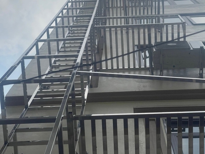 Bán tòa căn hộ dịch vụ mới xây tại bắc từ liêm, với thu nhập  100tr/tháng. lh:0969309616. 0
