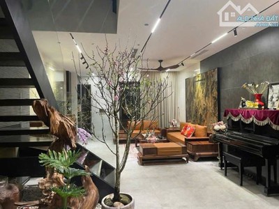 Bán gấp nhà cầu giấy, phân lô, ôtô vào nhà, vỉa hè kinh doanh, 55m2 giá 15 tỷ 4