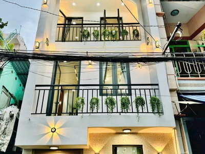 Bán Nhà Chính Chủ MT Nguyễn Cưu Vân, DT 62m, SHR, Giá 2.1 Tỷ 0