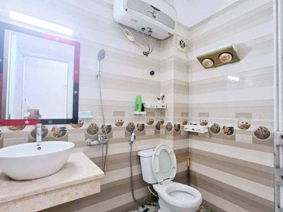 Bán nhà trương định lô góc 3 thoáng ngõ rộng thông 40m nhỉnh 6 tỷ 3