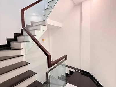 Nhà hxt đường nguyễn trọng tuyển phường 2 quận tân bình. 2