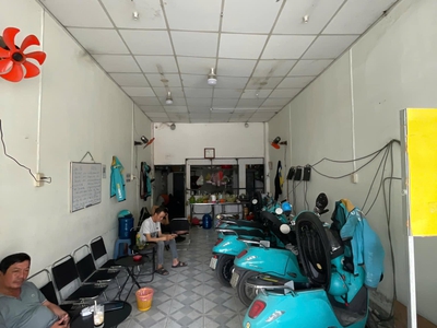 Cần sang lại quán cf trạm sạc xe điện 1017/9a lạc long quân, p11, tân bình. 1