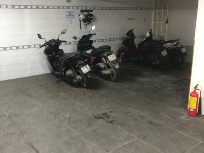 Siêu phẩm nhà khai thác dòng tiền   hẻm xe tải đẹp   giá bán chỉ 15 tỷ. lh:0988954579 2