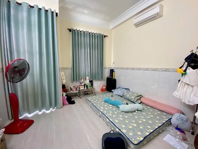 Nhà mới hxh - cách chợ phạm văn hai 300m - 4 tầng. sổ đẹp, chỉ 6.x t.ỷ 1