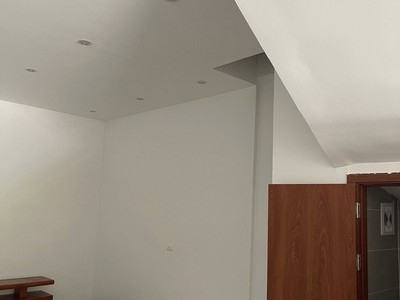 Cho thuê mbkd ngõ ô tô nghĩa tân, 53m2, 1 tầng, 7.5 triệu kd đỉnh 3