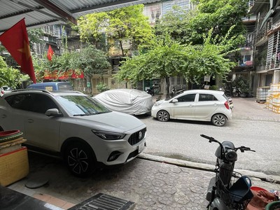Cho thuê mbkd ngõ ô tô nghĩa tân, 53m2, 1 tầng, 7.5 triệu kd đỉnh 4