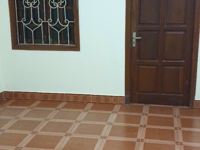 Cho thuê nhà ngõ nam đồng, 60 m2  3 tầng 5pn 3vs, 12 triệu,  kd onl,gia đình, nhóm ít ng 4