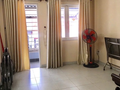 Bán nhà mặt tiền hoàng văn thụ - gần lê văn sỹ, út tịch,  3,3x11,6m, 2 tầng, 9,5 tỷ. 4
