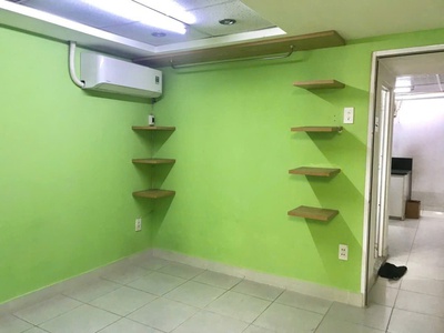 Bán nhà mặt tiền hoàng văn thụ - gần lê văn sỹ, út tịch,  3,3x11,6m, 2 tầng, 9,5 tỷ. 0