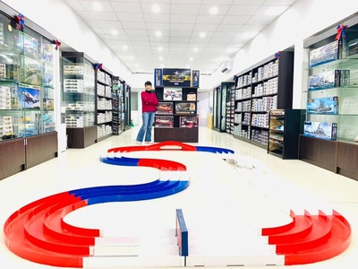 Cho thuê cửa hàng đường Hồ Tùng Mậu, 120m2/sàn, 2 tầng nổi, 1 hầm 3