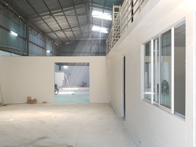  Cho thuê nhà kho 470M2   có sẵn văn phòng   đường xe cont vào tận nơi   GIÁ CHỈ 22 TRIỆU/THÁNG 0