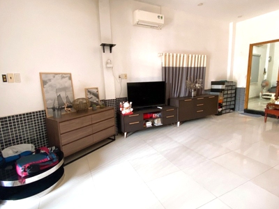Bán gấp nhà mặt tiền linh đông   95m    đường 6m tránh nhau   gần phạm văn đồng   chỉ 5.6 tỷ 0